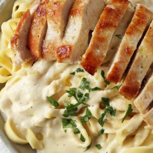 Chicken Fettuccine Alfredo - Halal